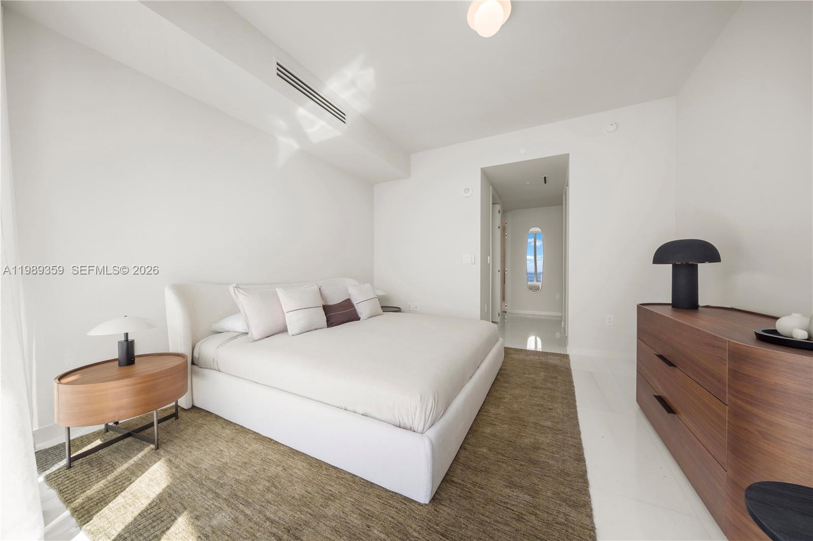 300 Biscayne Boulevard Way #3005W, Miami FL 33131