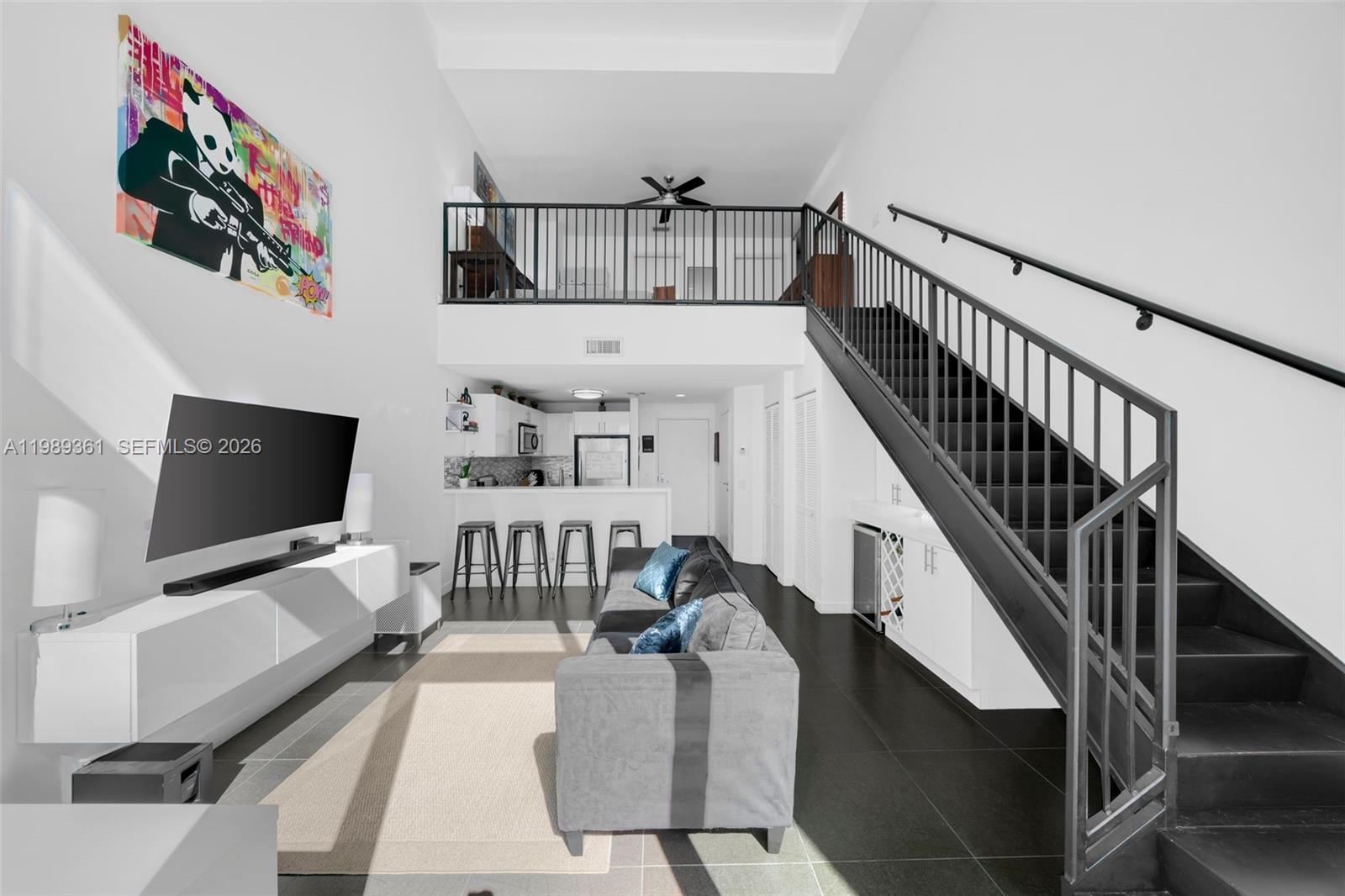 300 S BISCAYNE BLVD #L-410, Miami FL 33131