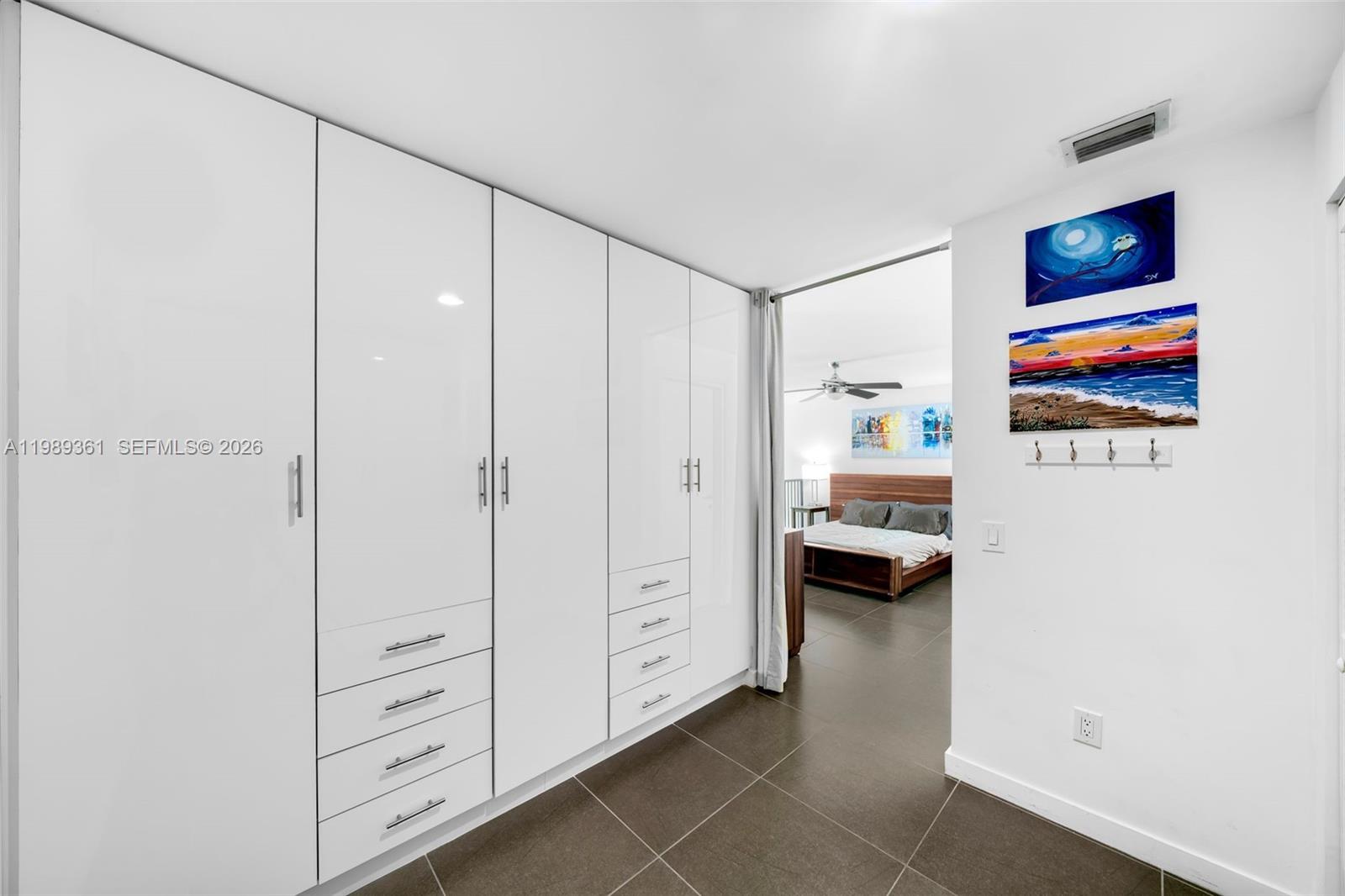 300 S BISCAYNE BLVD #L-410, Miami FL 33131