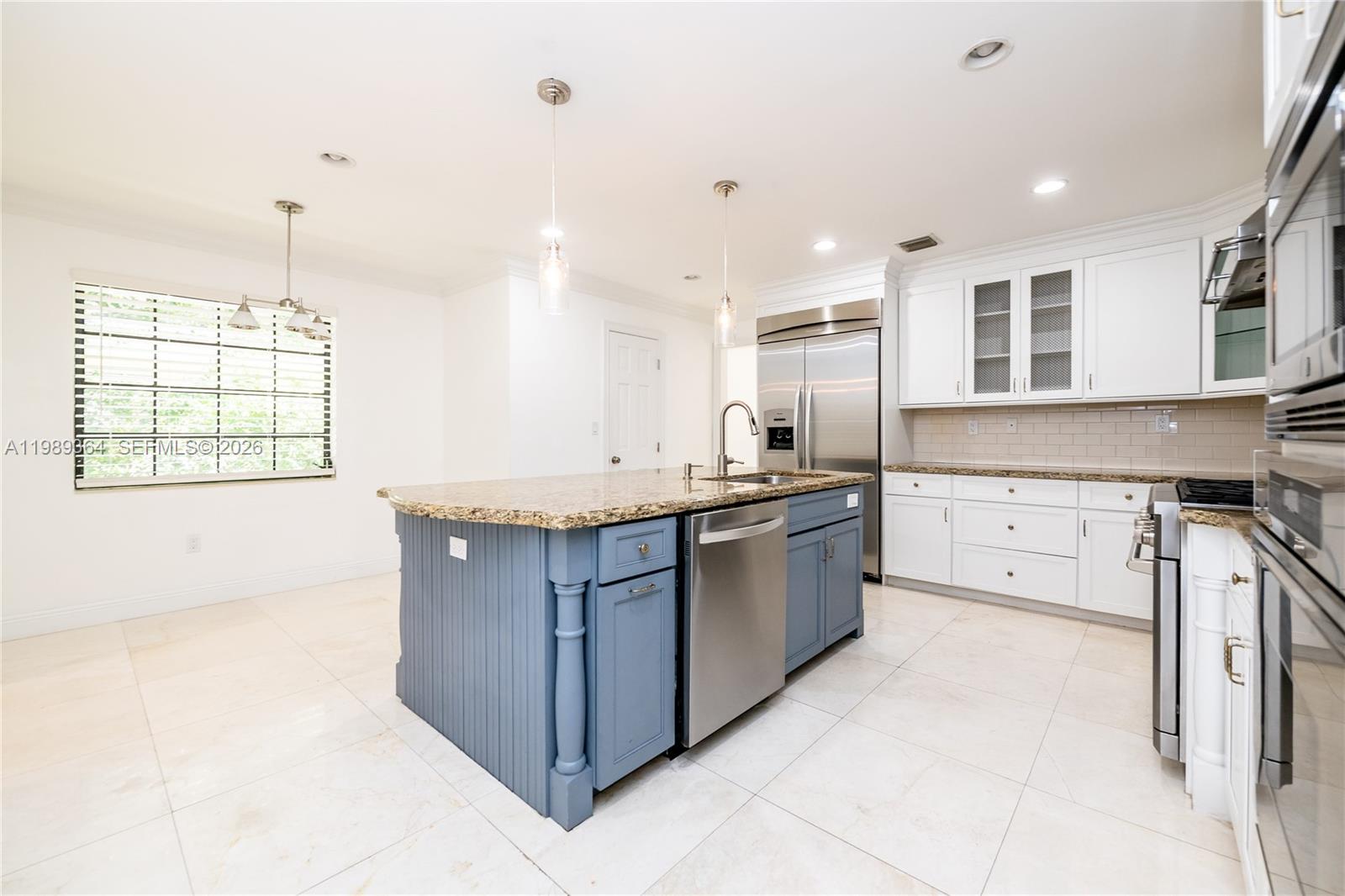 4160 Bay Point Rd, Miami FL 33137