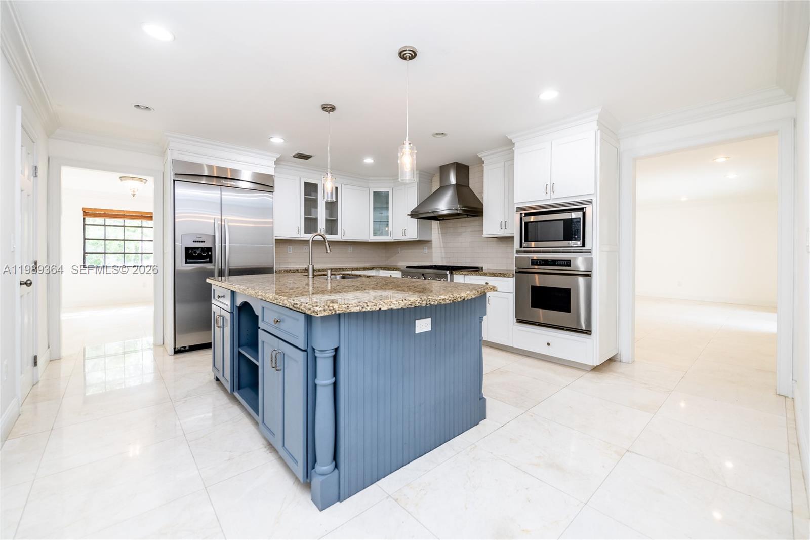 4160 Bay Point Rd, Miami FL 33137