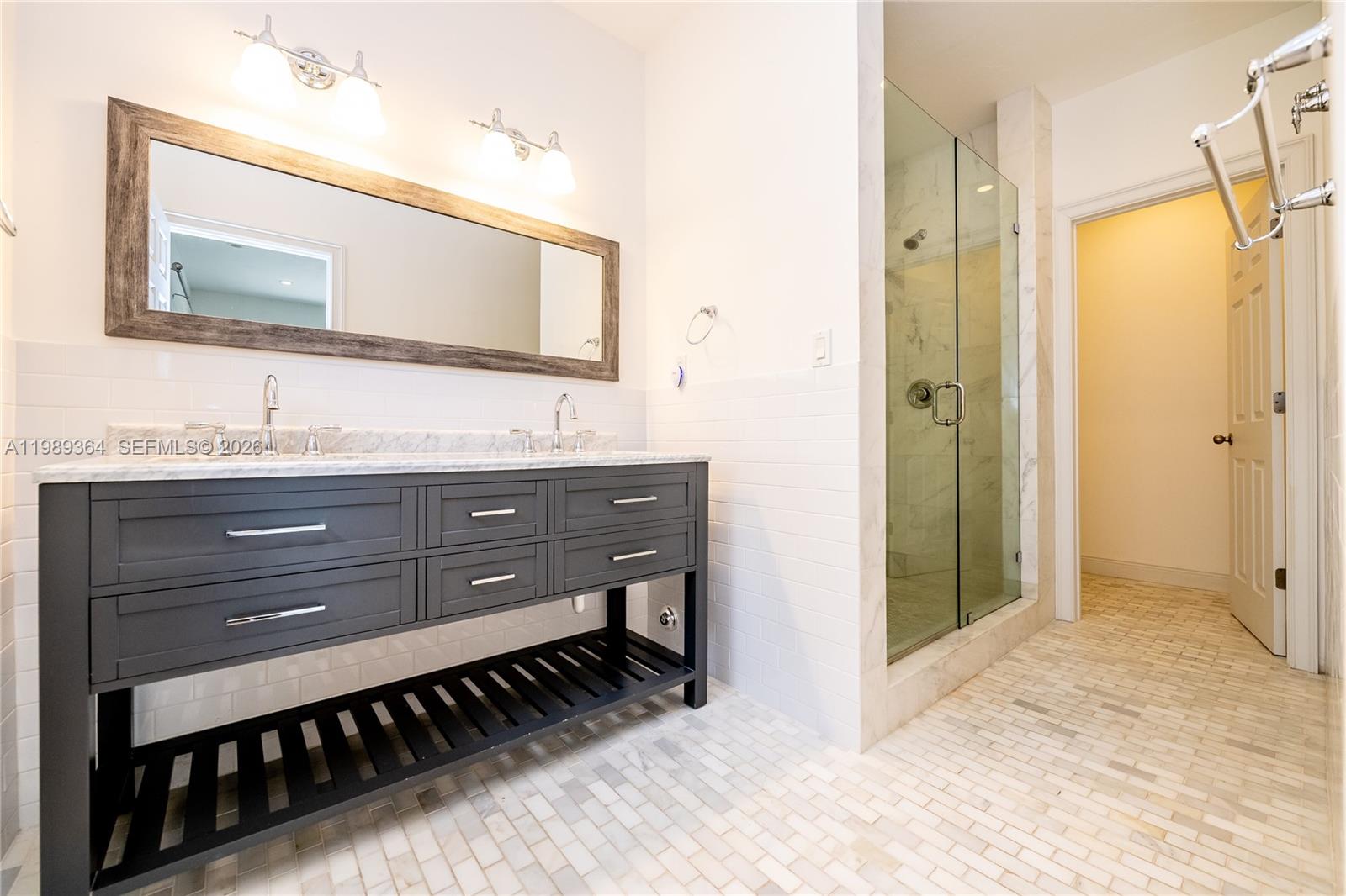 4160 Bay Point Rd, Miami FL 33137