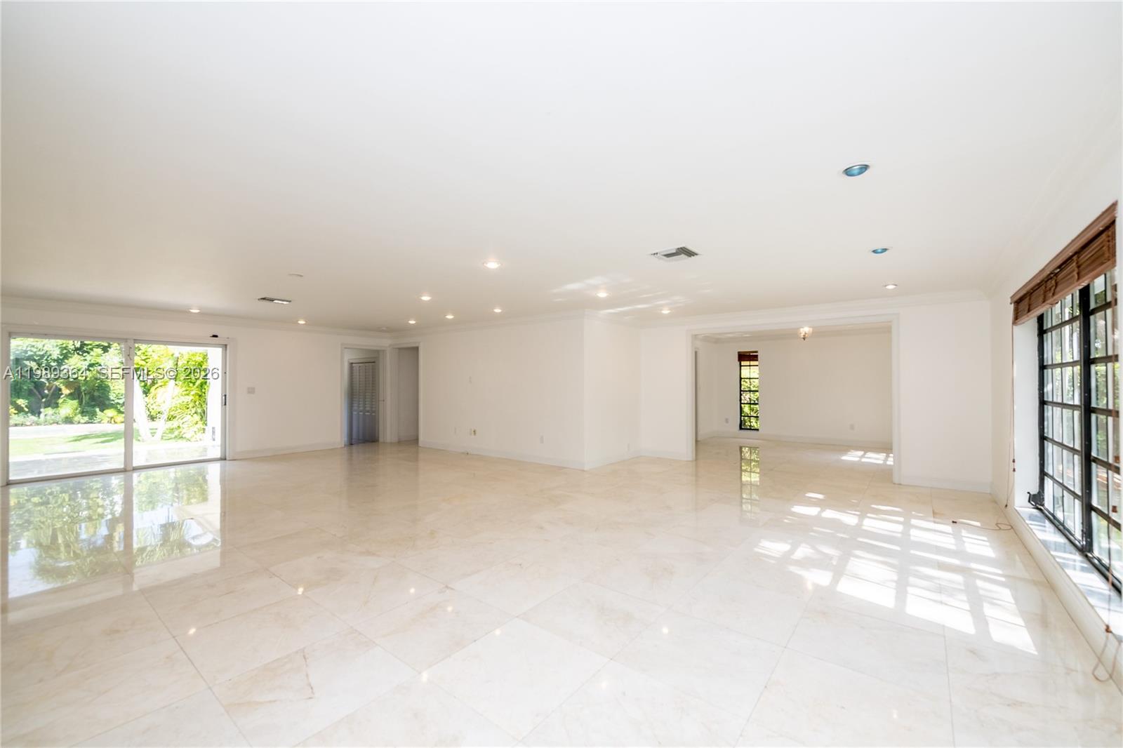 4160 Bay Point Rd, Miami FL 33137