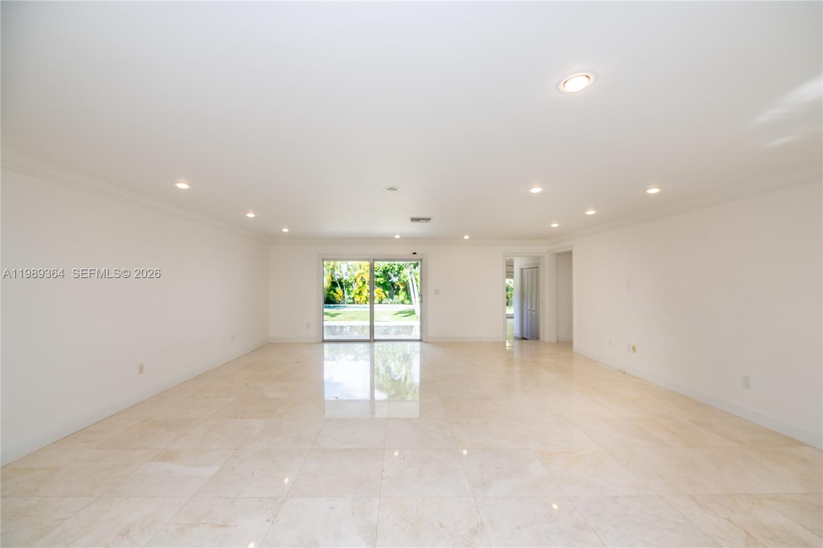 4160 Bay Point Rd, Miami FL 33137