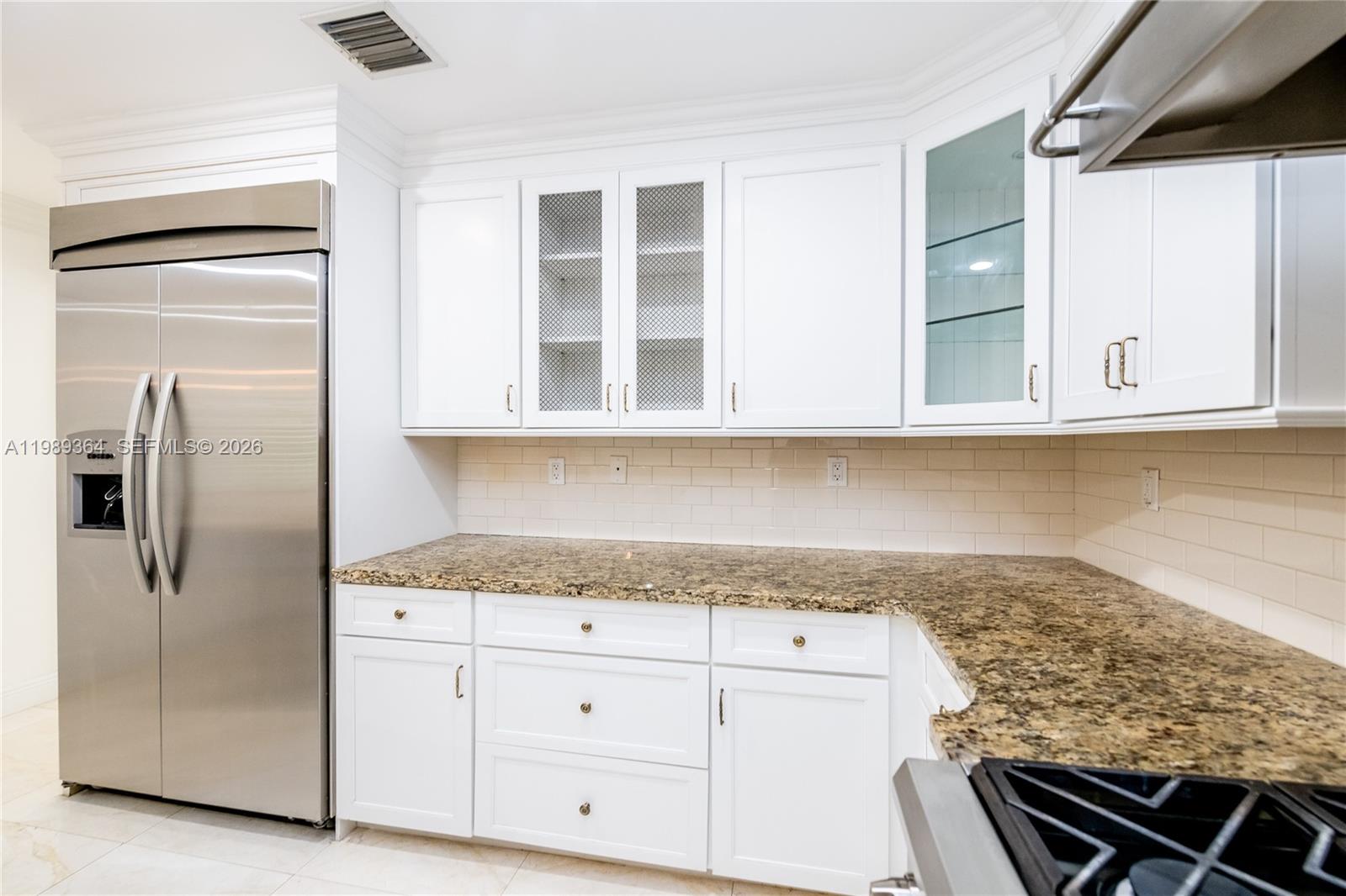 4160 Bay Point Rd, Miami FL 33137