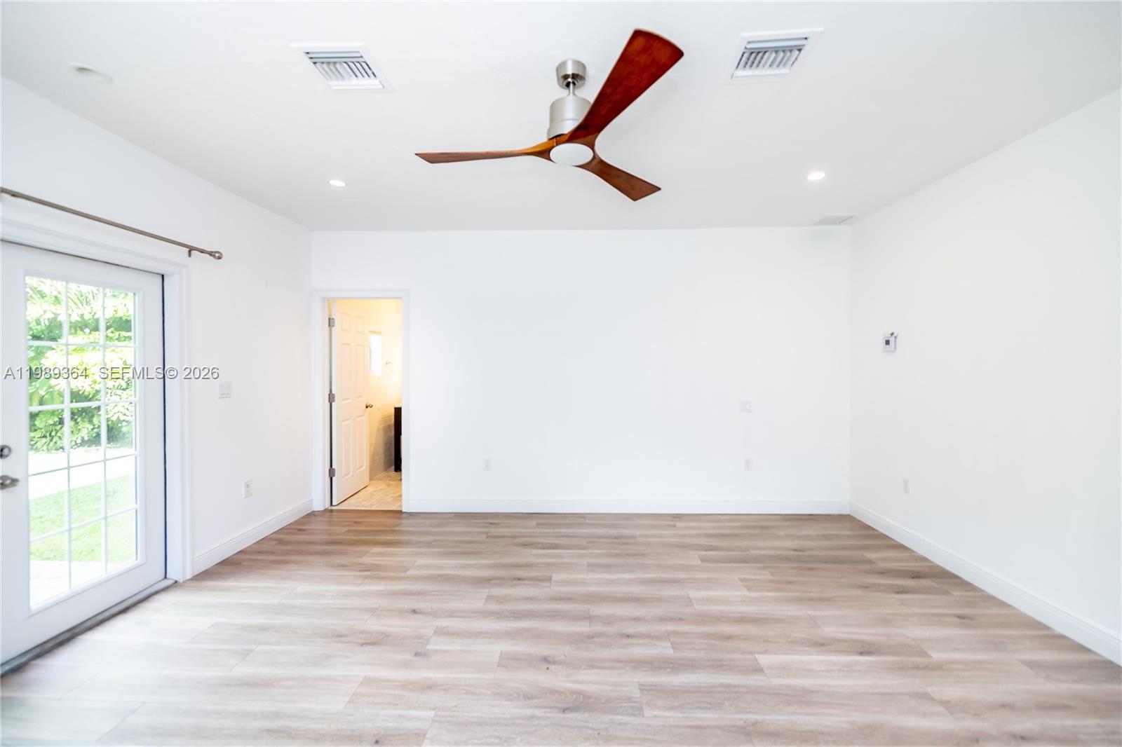4160 Bay Point Rd, Miami FL 33137