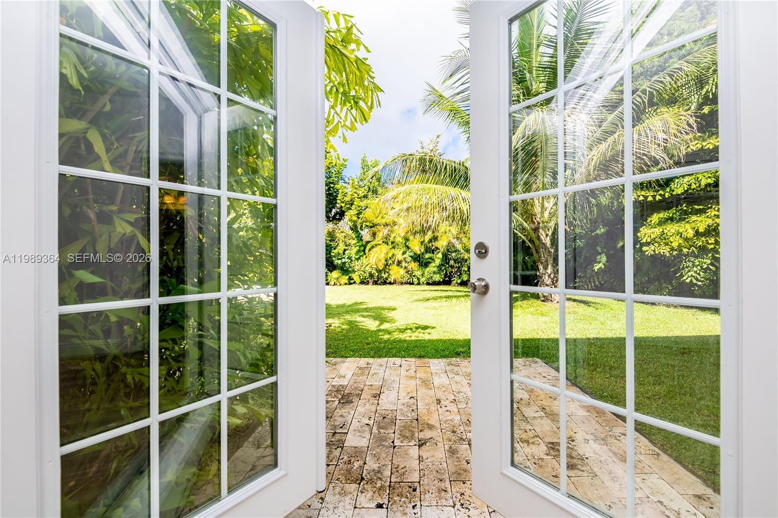 4160 Bay Point Rd, Miami FL 33137