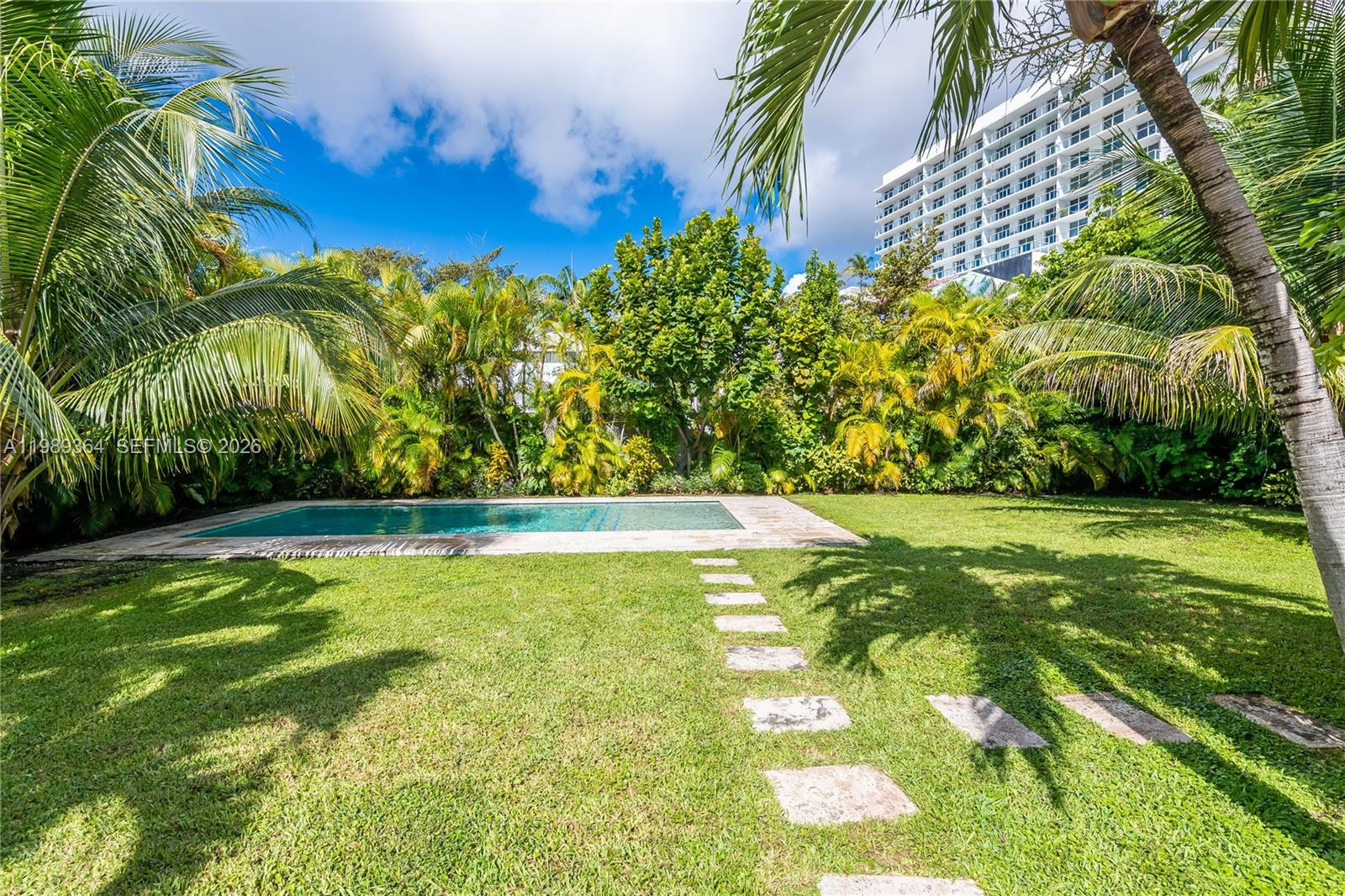 4160 Bay Point Rd, Miami FL 33137