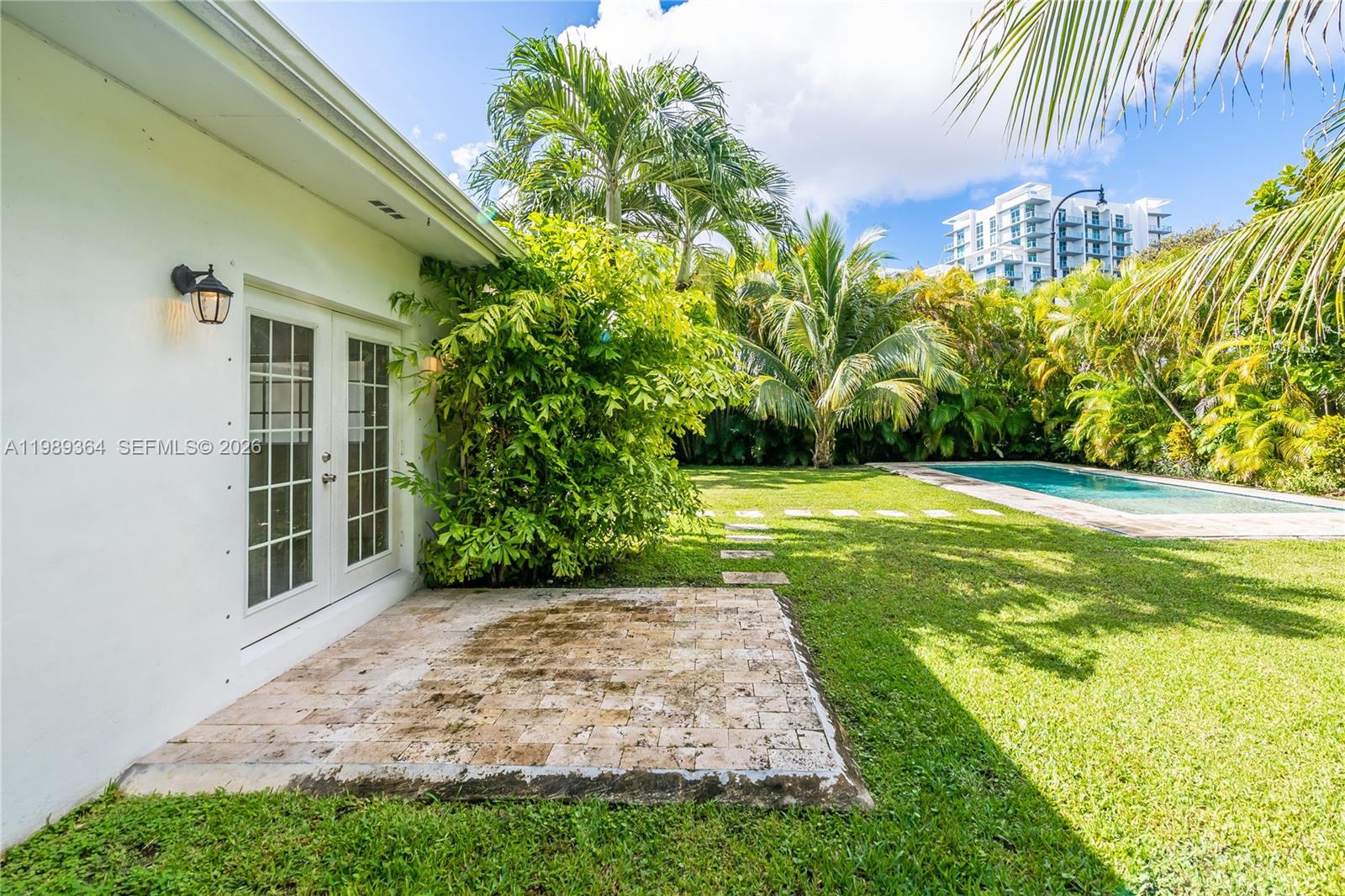 4160 Bay Point Rd, Miami FL 33137