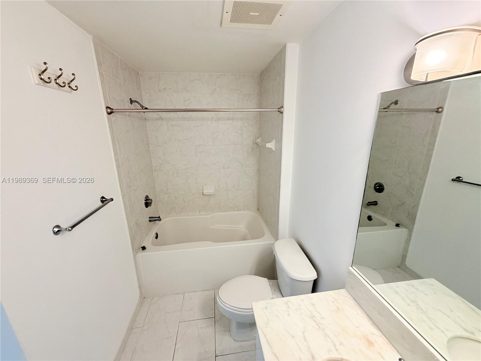 133 NE 2nd Ave #1209, Miami FL 33132