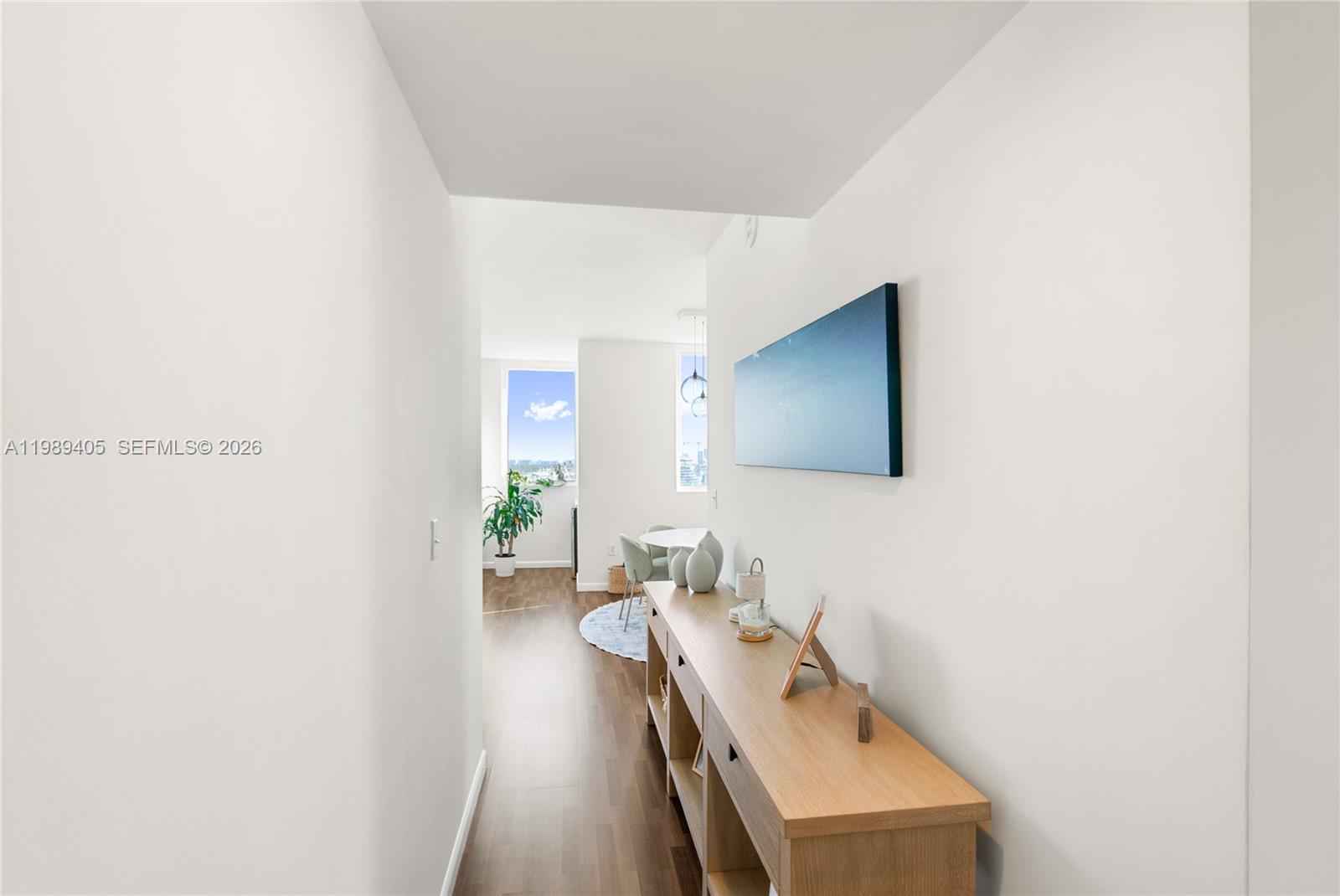 244 Biscayne Blvd #1703, Miami FL 33132