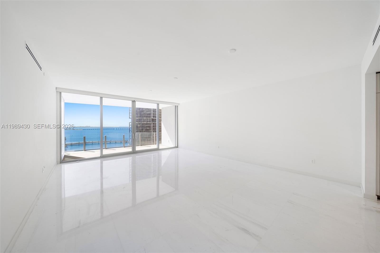 300 Biscayne Blvd Way #1904C, Miami FL 33131