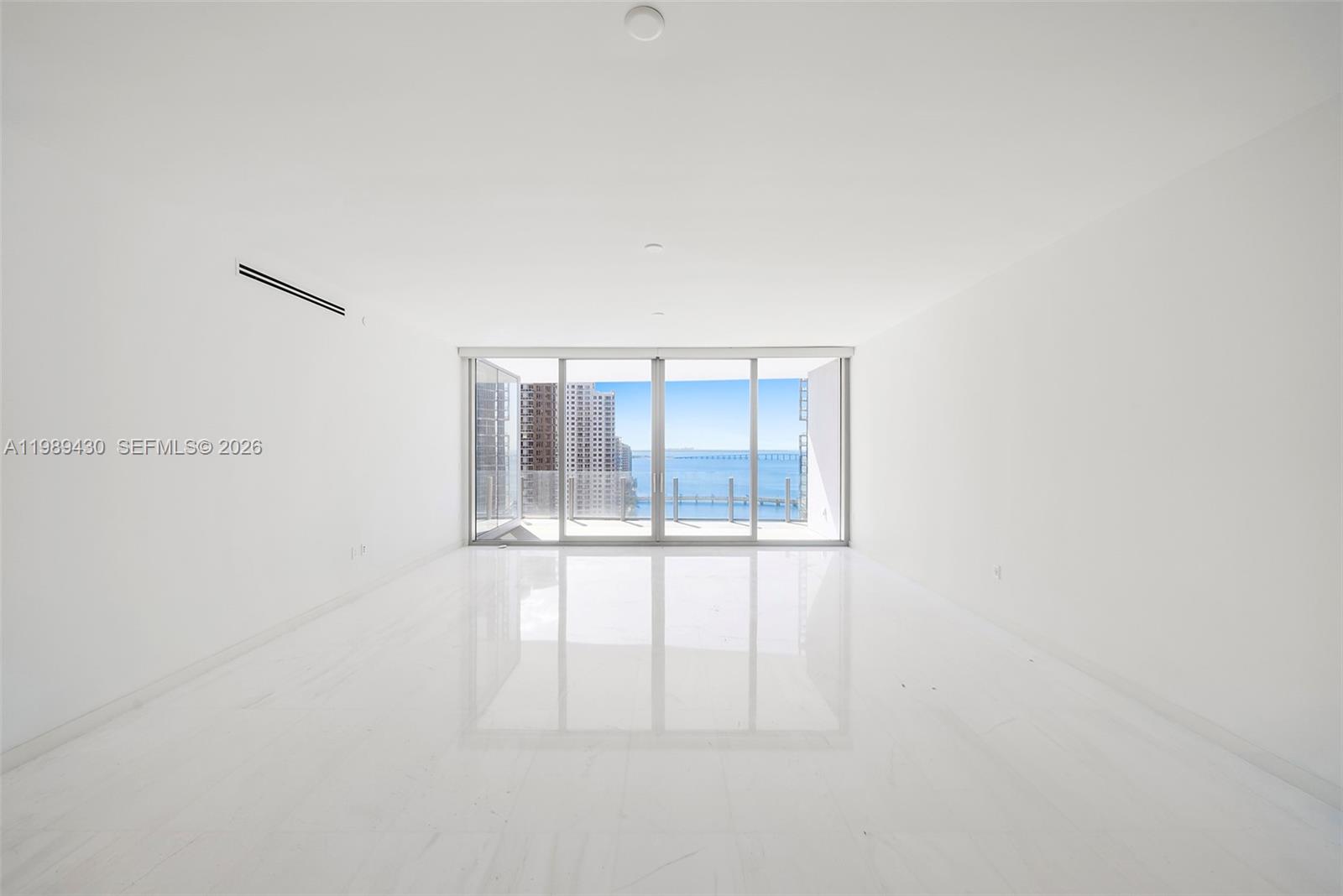 300 Biscayne Blvd Way #1904C, Miami FL 33131