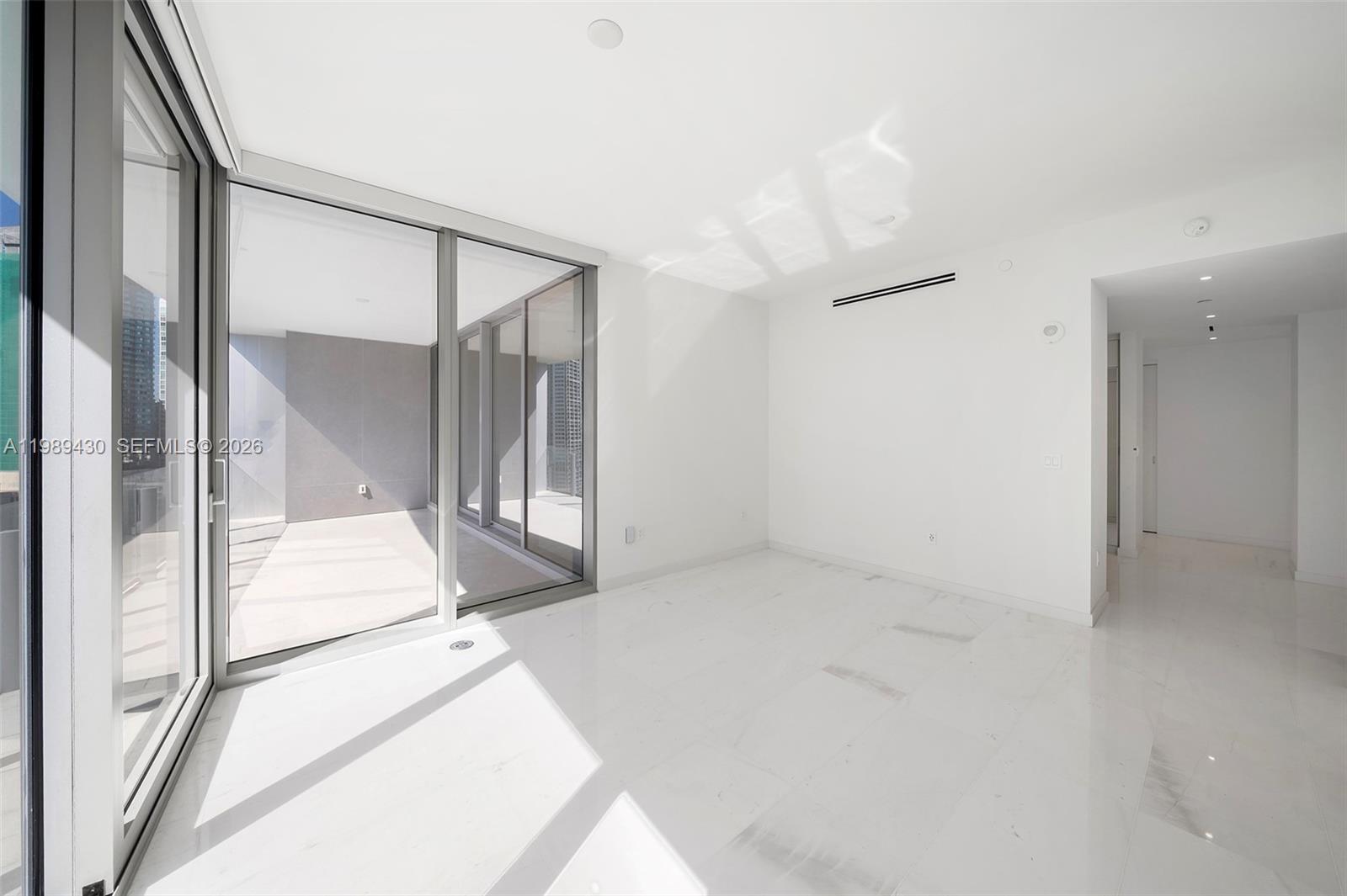 300 Biscayne Blvd Way #1904C, Miami FL 33131