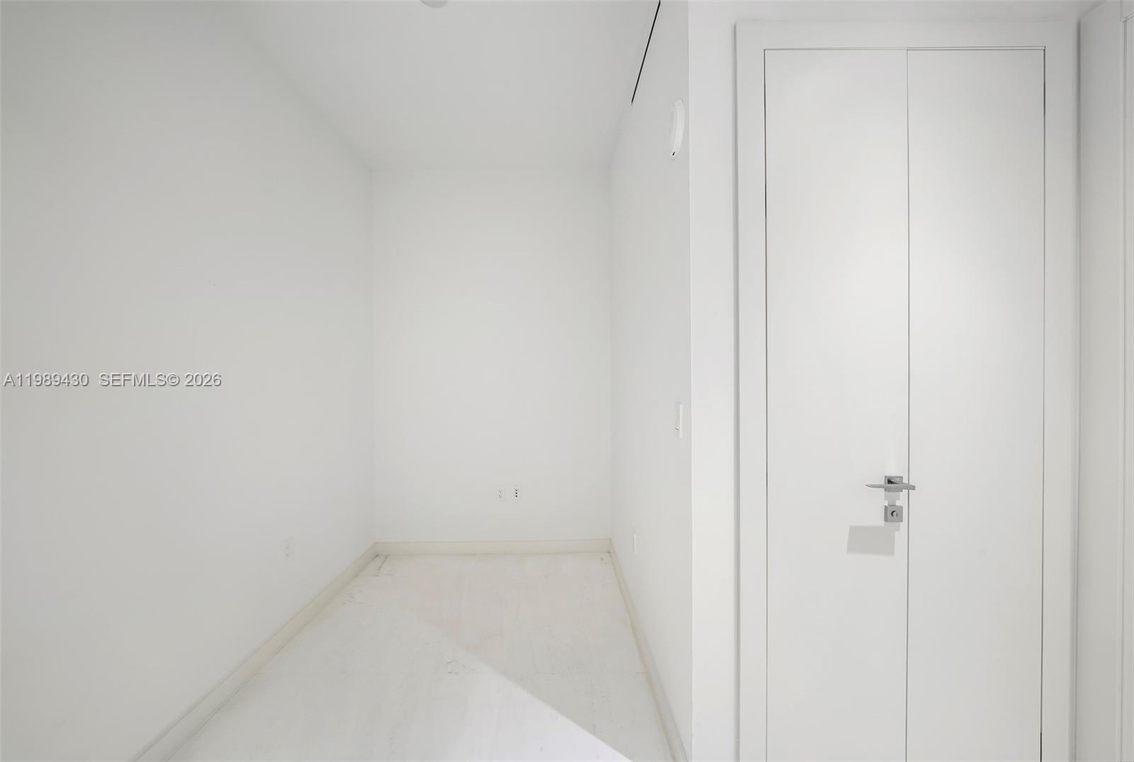 300 Biscayne Blvd Way #1904C, Miami FL 33131