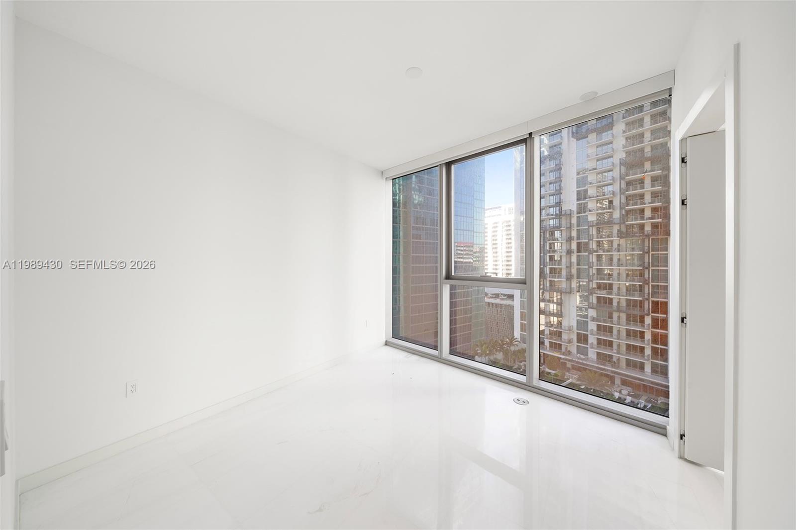 300 Biscayne Blvd Way #1904C, Miami FL 33131