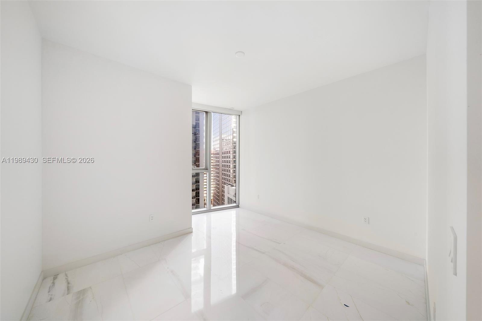 300 Biscayne Blvd Way #1904C, Miami FL 33131