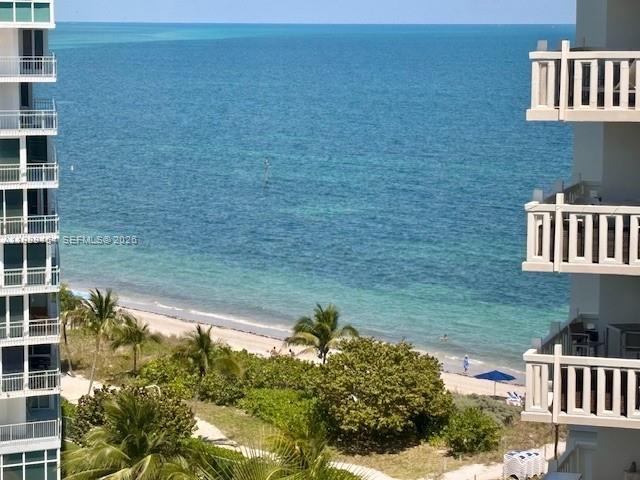 1111 Crandon Blvd #C902, Key Biscayne FL 33149