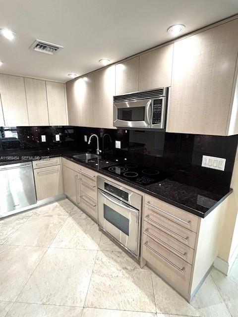 1111 Crandon Blvd #C902, Key Biscayne FL 33149