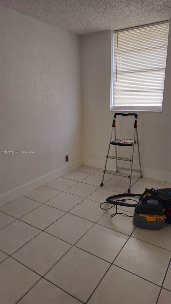 4550 NW 9th St #505E, Miami FL 33126