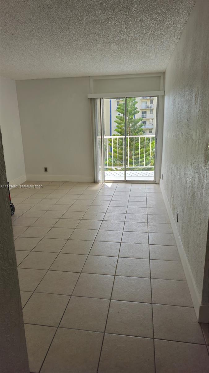 4550 NW 9th St #505E, Miami FL 33126