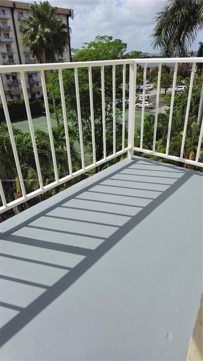 4550 NW 9th St #505E, Miami FL 33126