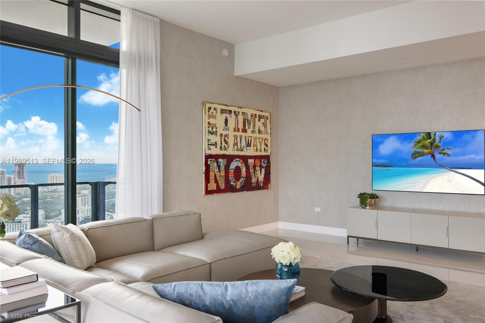 88 SW 7th St #4101, Miami FL 33130