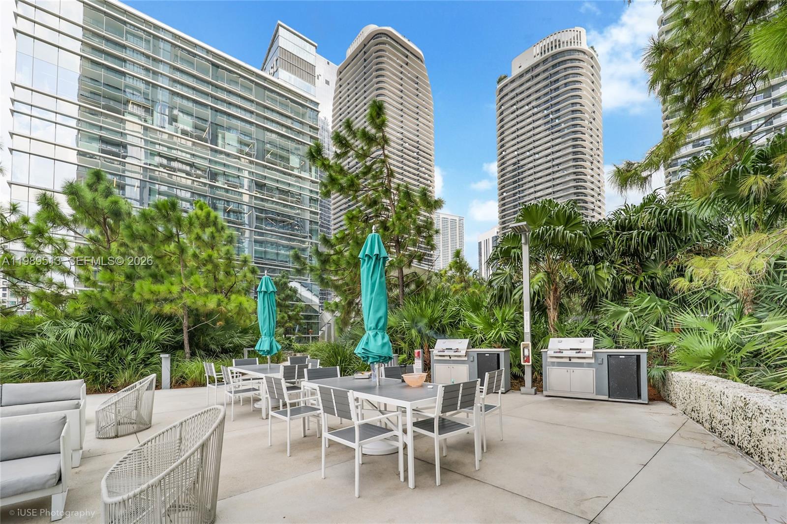 88 SW 7th St #4101, Miami FL 33130