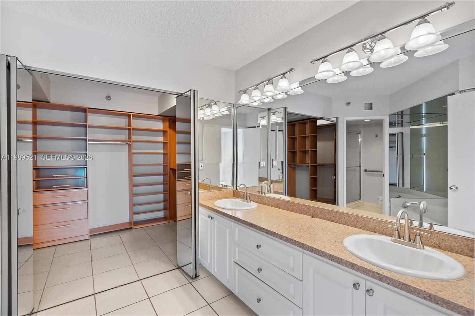 19101 NE 36th Ct #2405, Aventura FL 33180