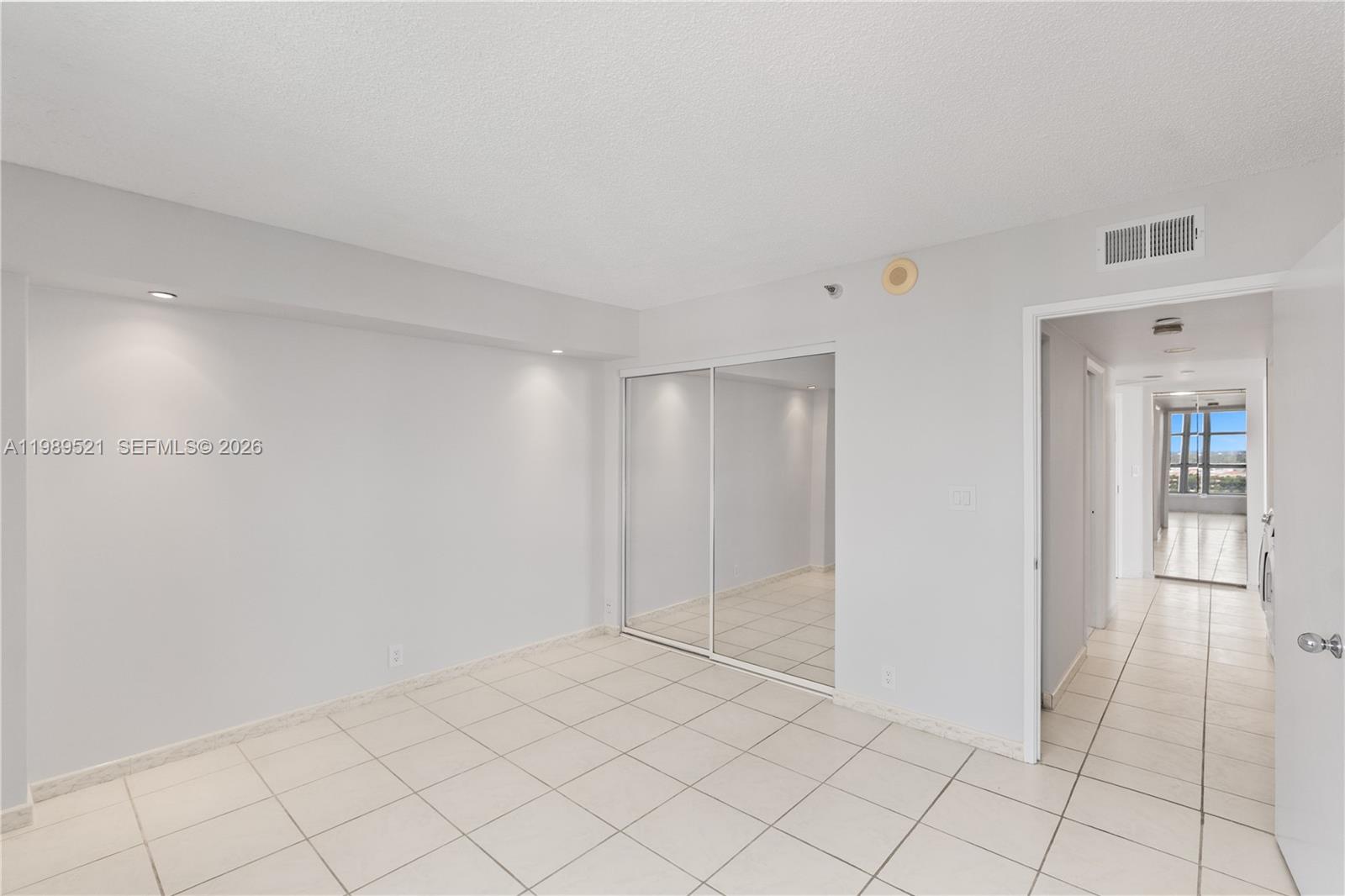 19101 NE 36th Ct #2405, Aventura FL 33180