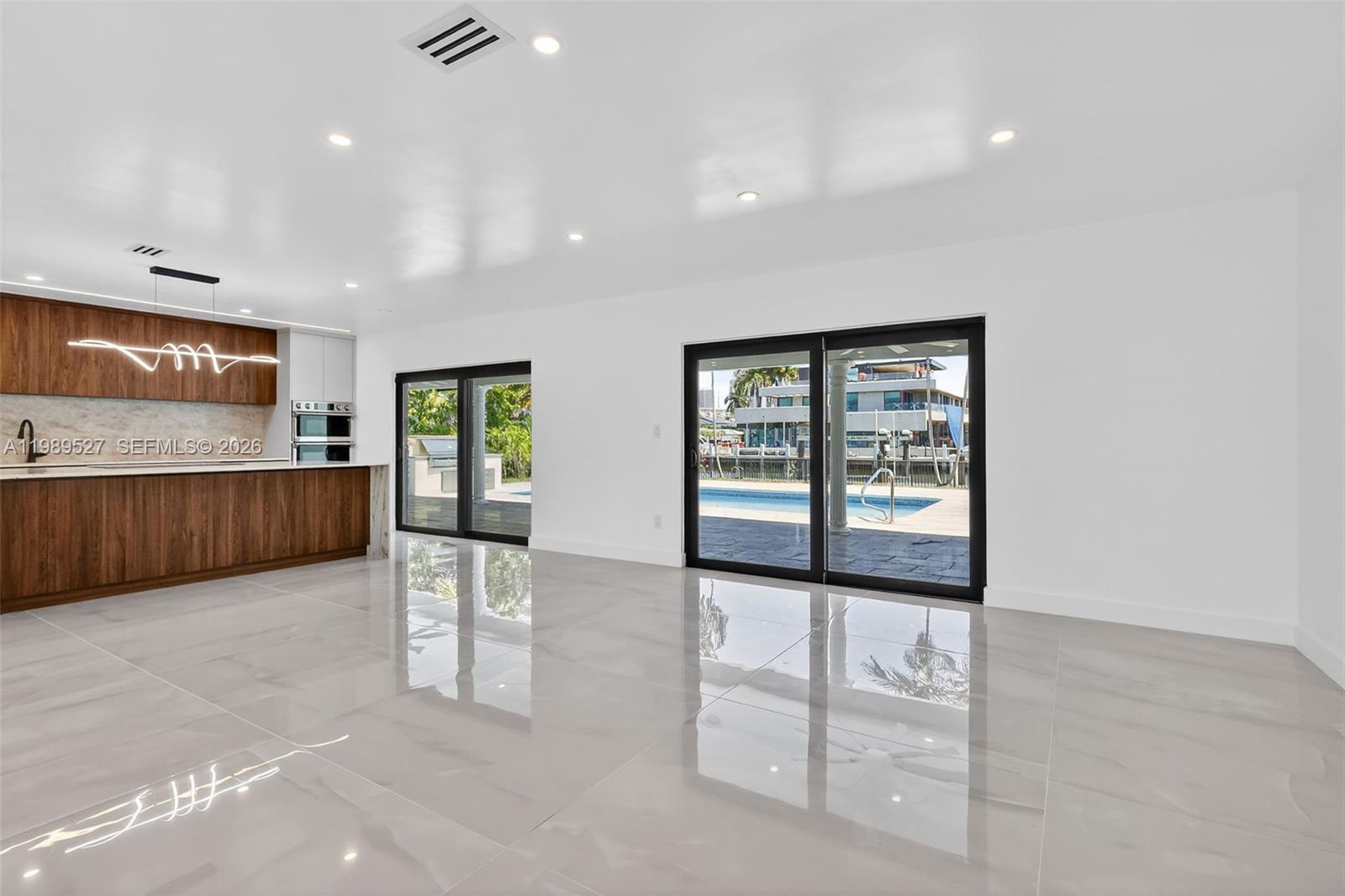 607 Layne Blvd, Hallandale Beach FL 33009