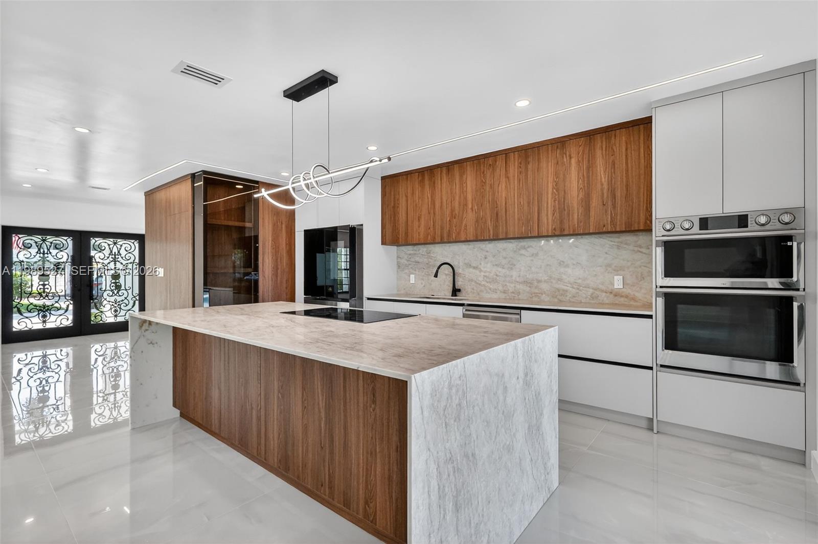 607 Layne Blvd, Hallandale Beach FL 33009