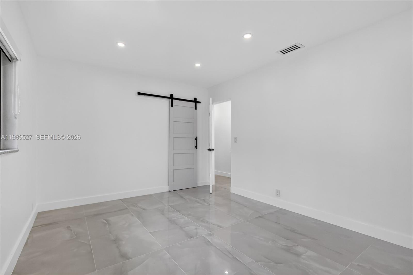 607 Layne Blvd, Hallandale Beach FL 33009