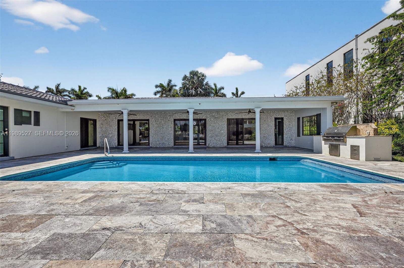 607 Layne Blvd, Hallandale Beach FL 33009