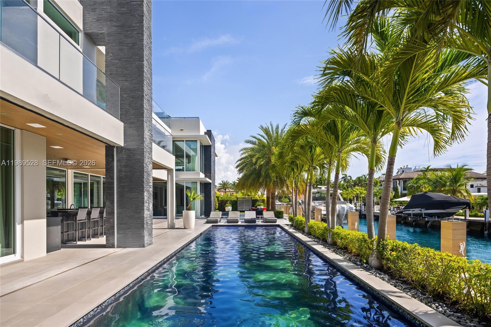 650 Royal Plaza Dr, Fort Lauderdale FL 33301