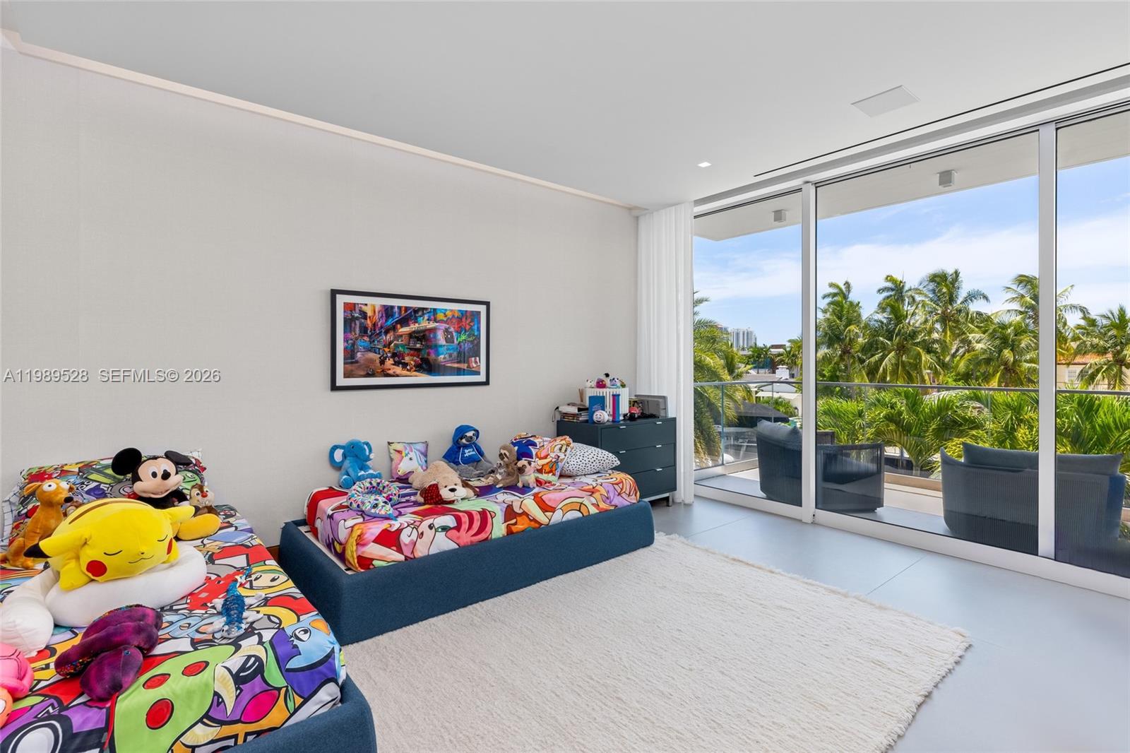 650 Royal Plaza Dr, Fort Lauderdale FL 33301