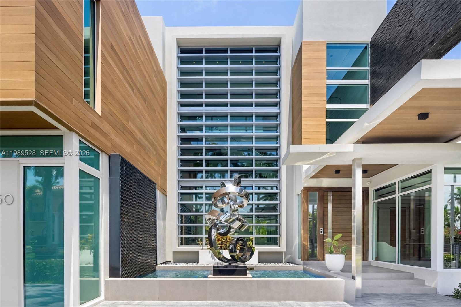 650 Royal Plaza Dr, Fort Lauderdale FL 33301