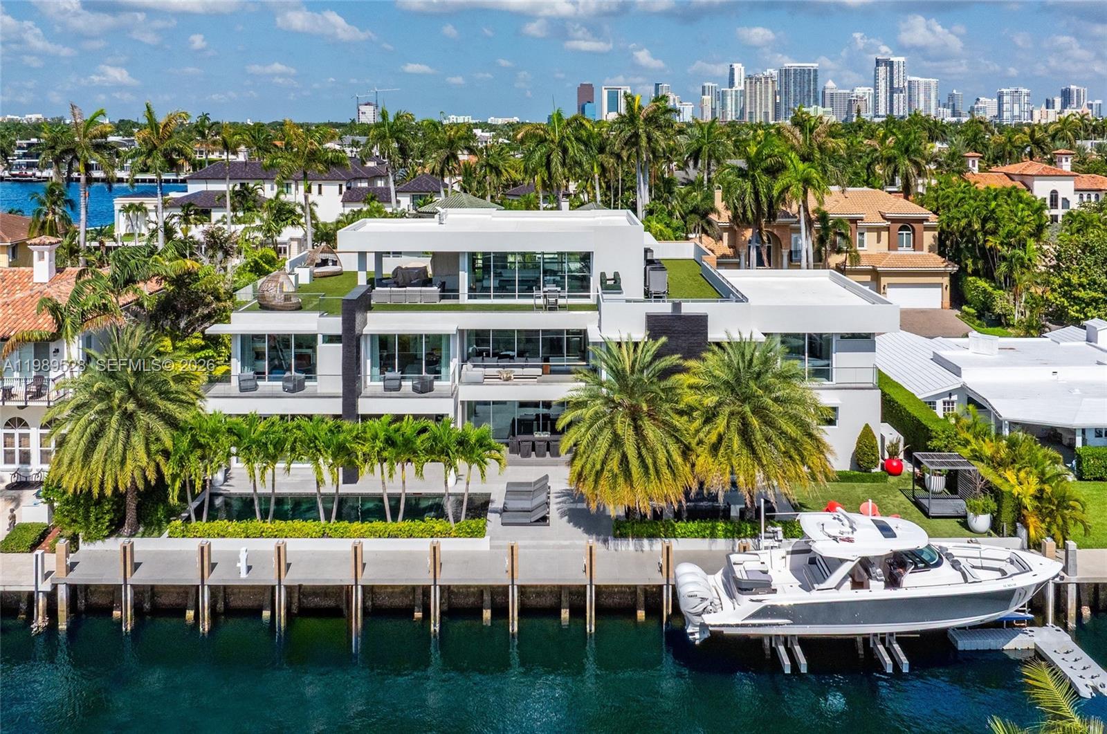 650 Royal Plaza Dr, Fort Lauderdale FL 33301