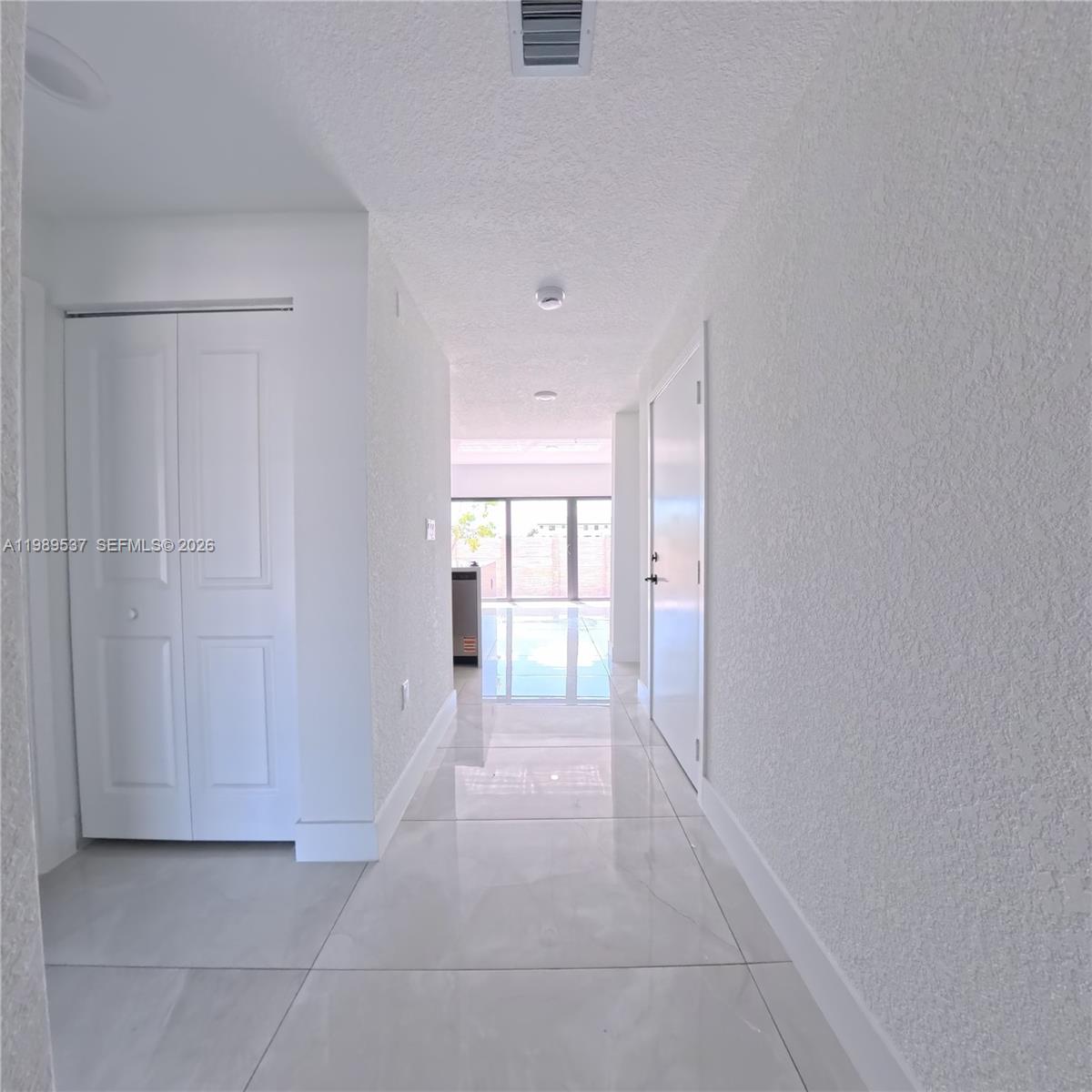 1374 NW 1st St, Florida City FL 33034