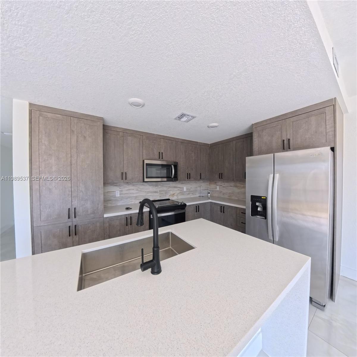 1374 NW 1st St, Florida City FL 33034