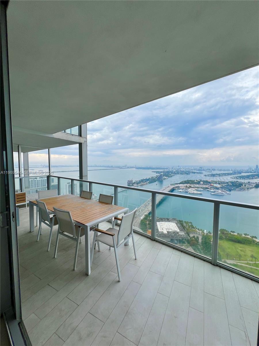 1100 Biscayne Blvd #5804, Miami FL 33132