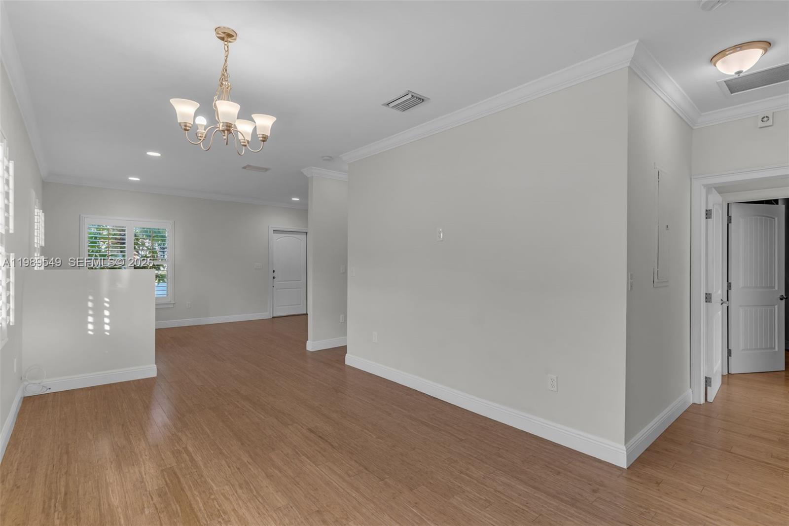 7048 SW 83rd Ct, Miami FL 33143