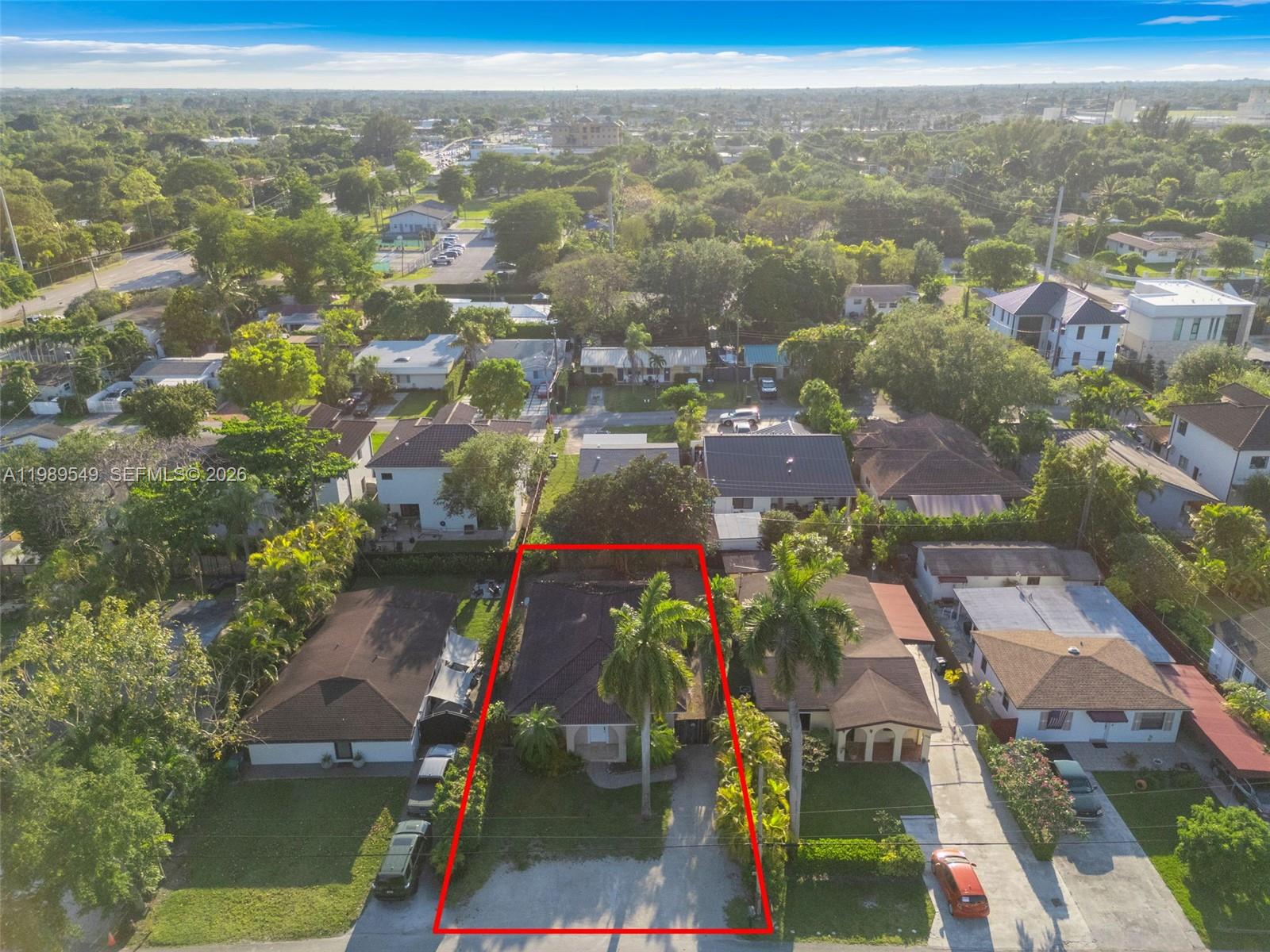7048 SW 83rd Ct, Miami FL 33143