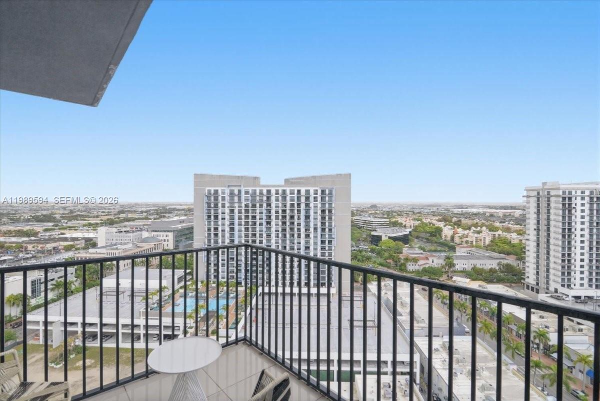 5300 Paseo Blvd #1803, Doral FL 33166