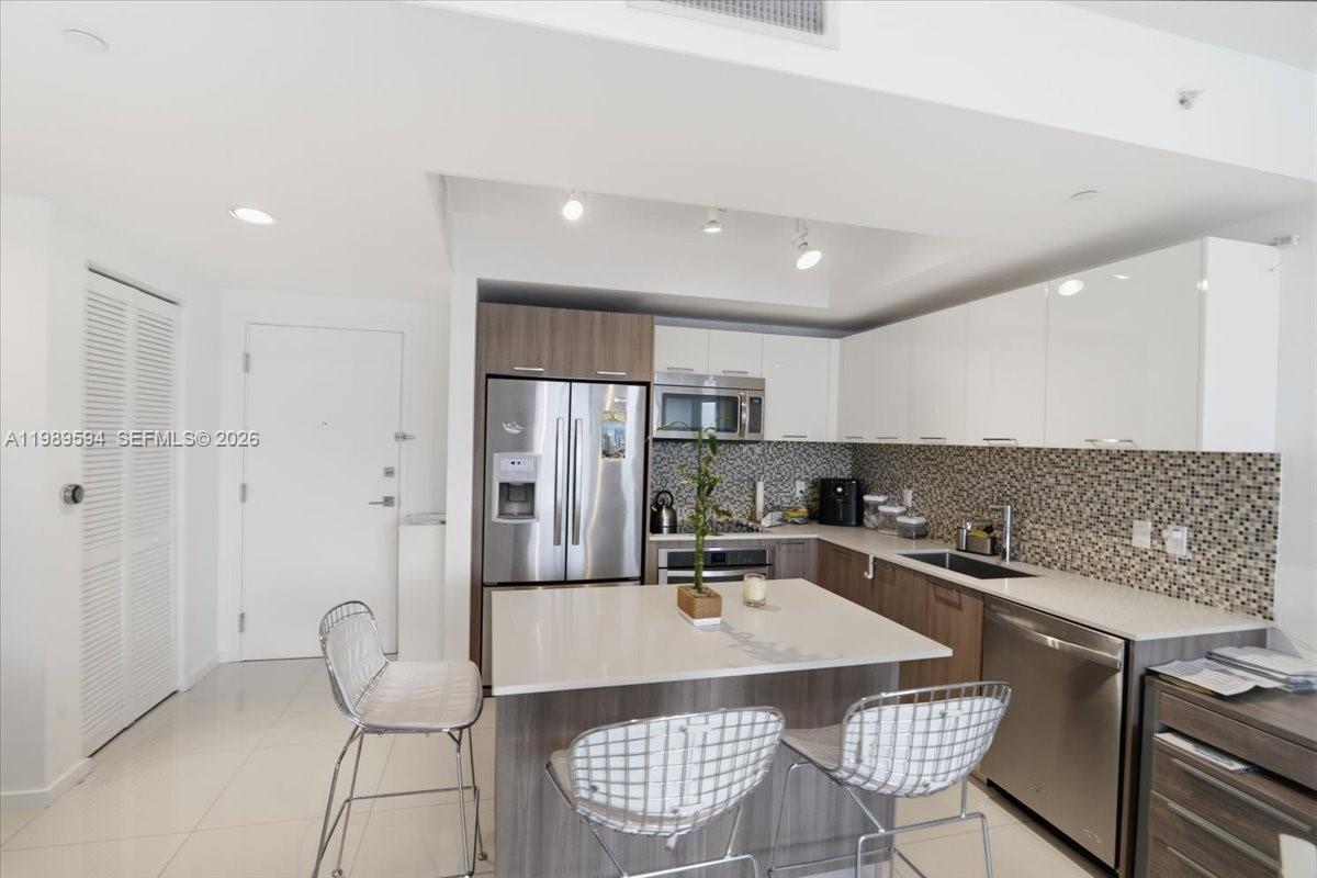 5300 Paseo Blvd #1803, Doral FL 33166