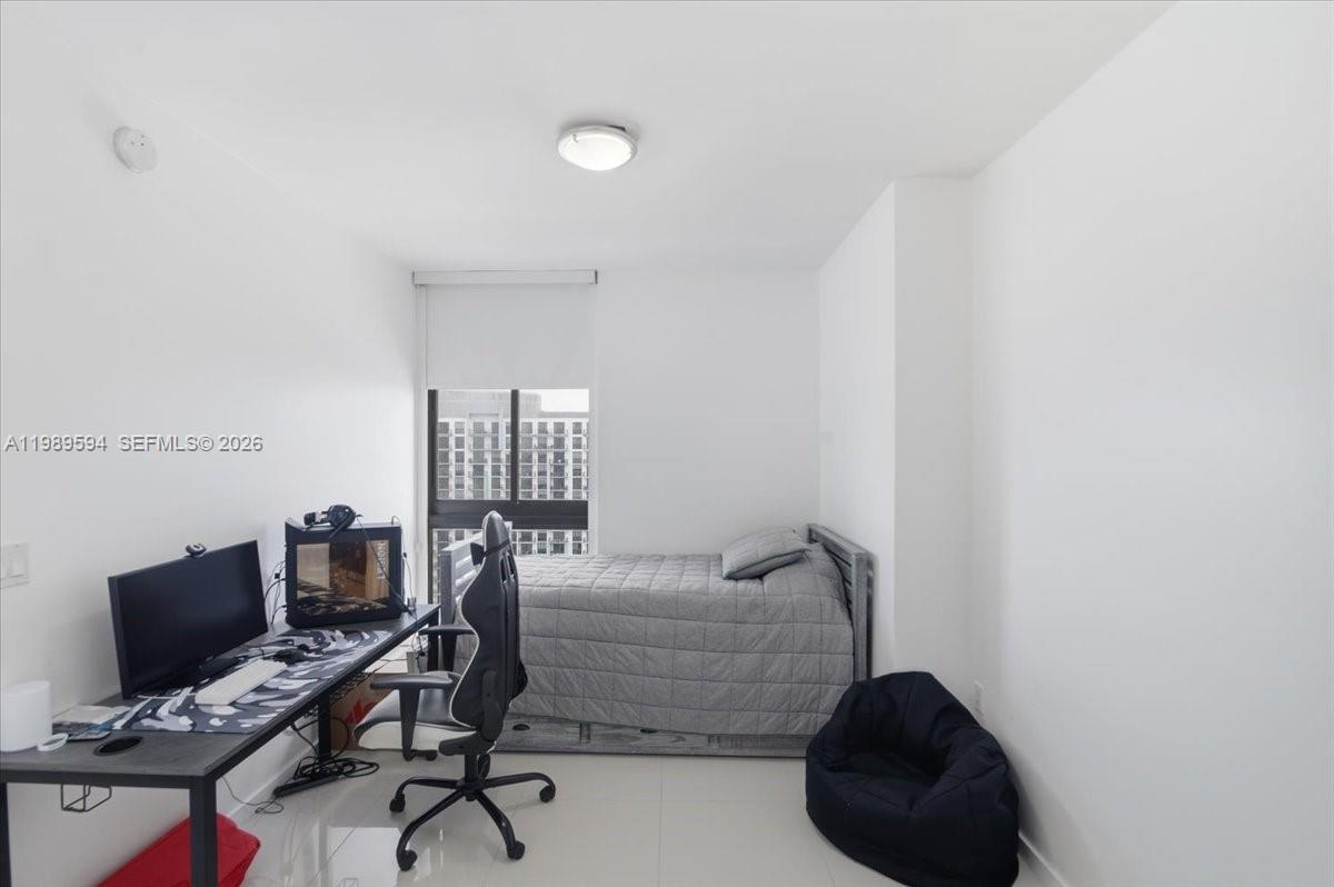 5300 Paseo Blvd #1803, Doral FL 33166