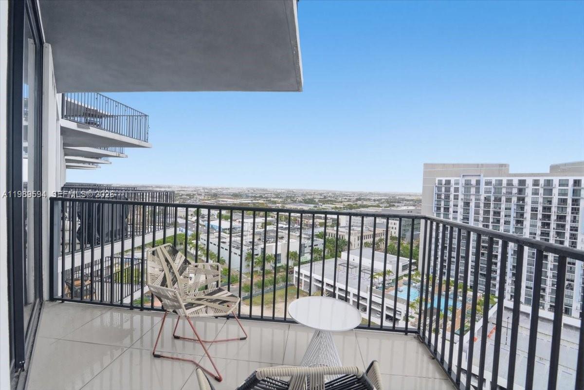 5300 Paseo Blvd #1803, Doral FL 33166