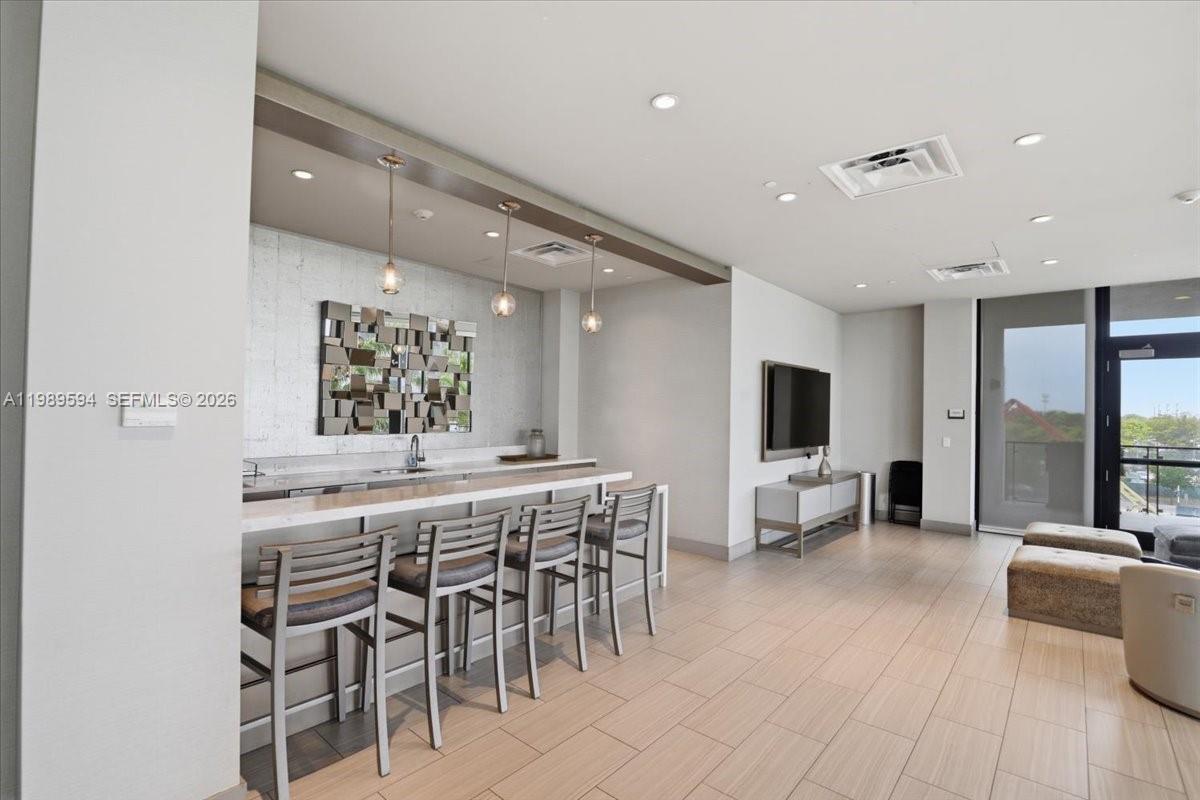 5300 Paseo Blvd #1803, Doral FL 33166