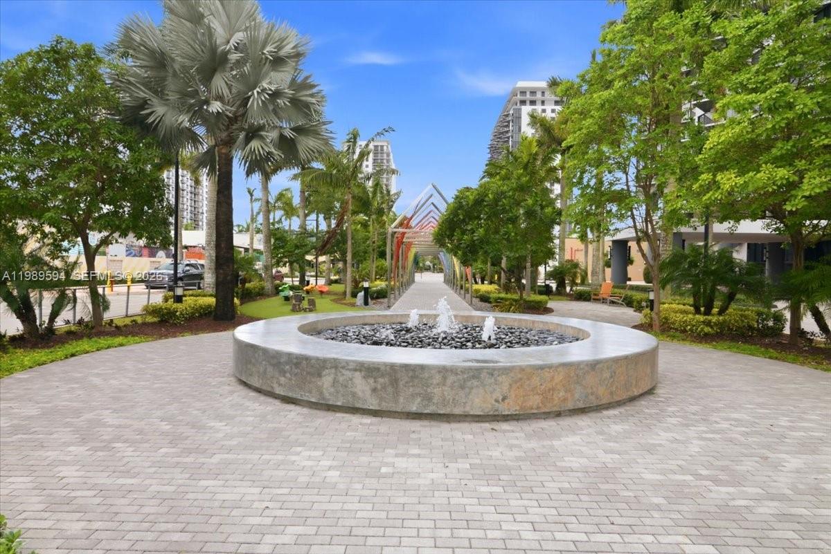 5300 Paseo Blvd #1803, Doral FL 33166