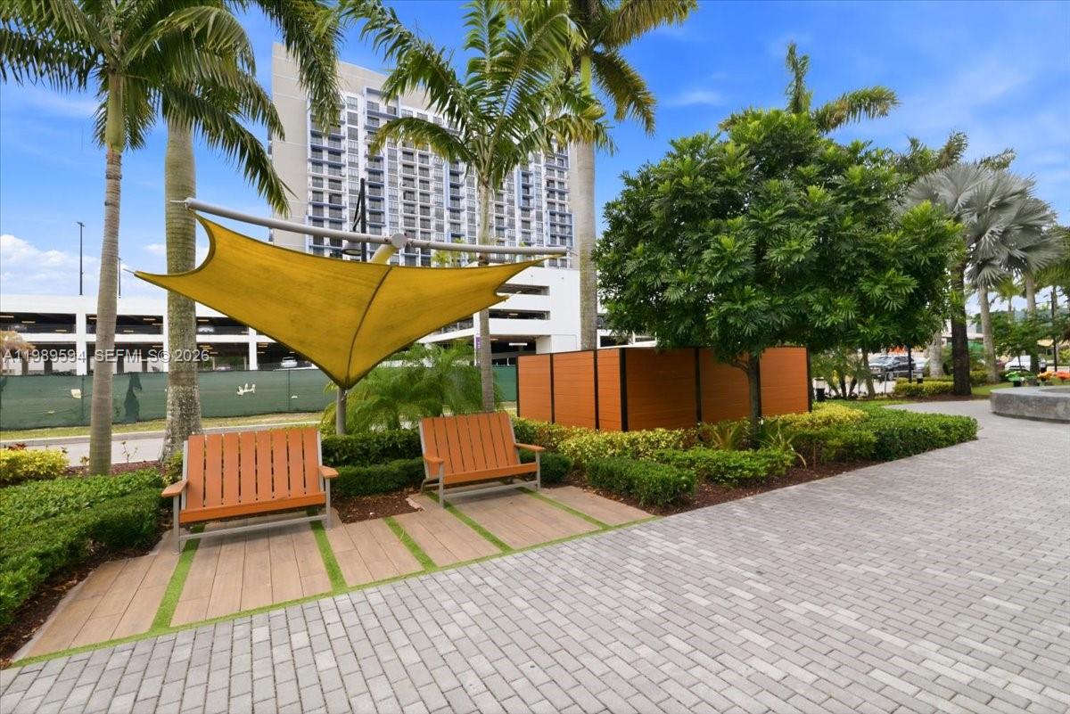 5300 Paseo Blvd #1803, Doral FL 33166